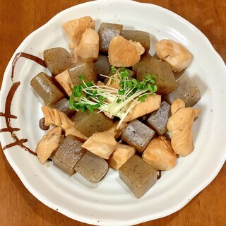 糖質オフ♪鶏胸肉とこんにゃくの炒め物